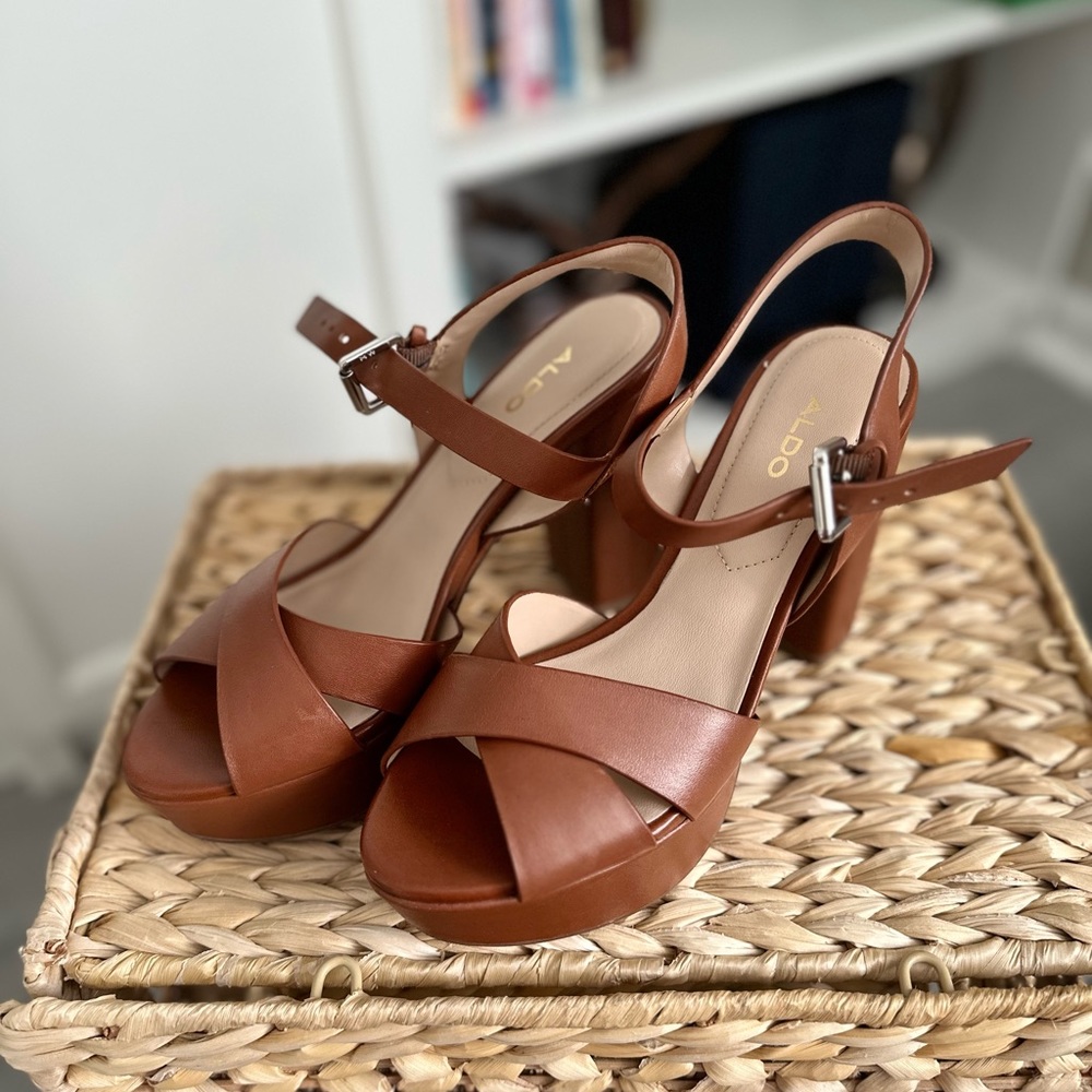 Aldo Platina Pump